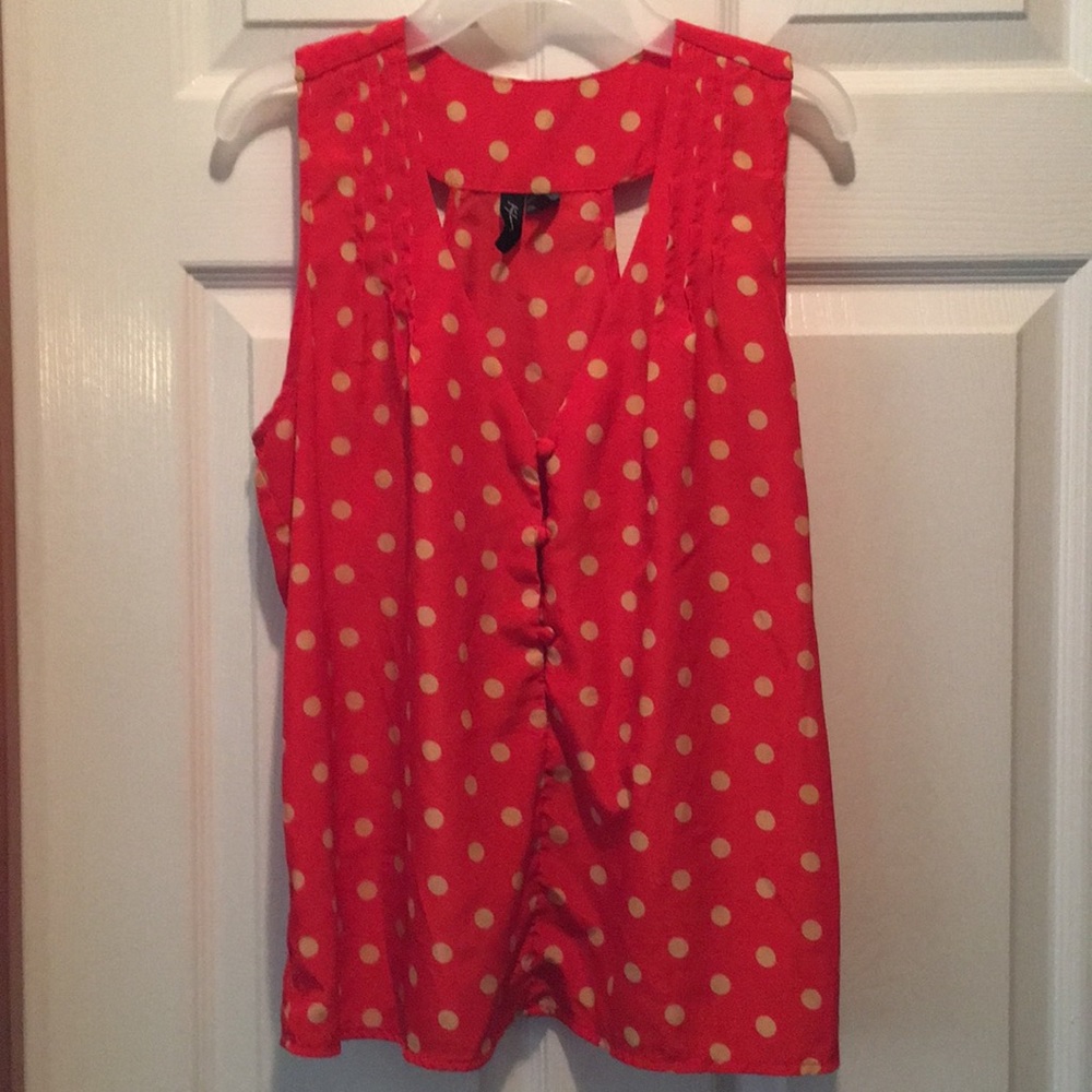 Kylee/ great red and white dots shirt